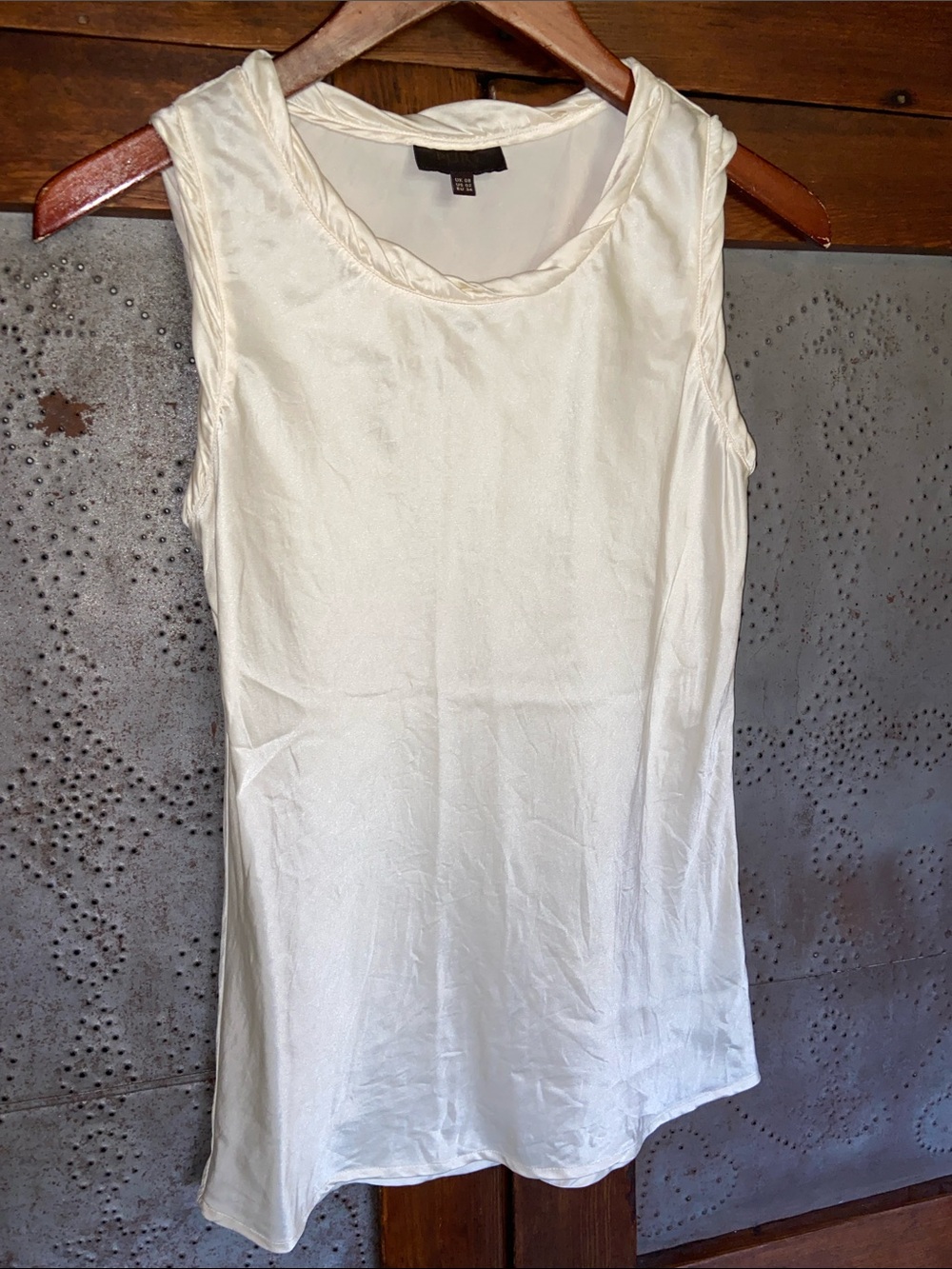 Pure Collection Cream Silk Rolled Neckline Cuff Tank Blouse Size 2